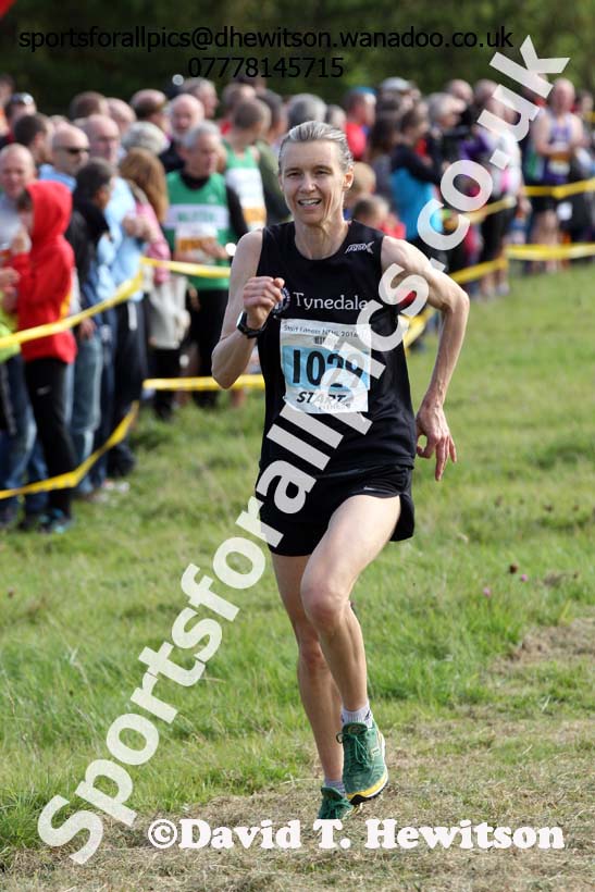 Senior womens Start Fitness NEHL, Druridge Bay, Northumberland. Photo: David T. Hewitson/Sports for All Pics